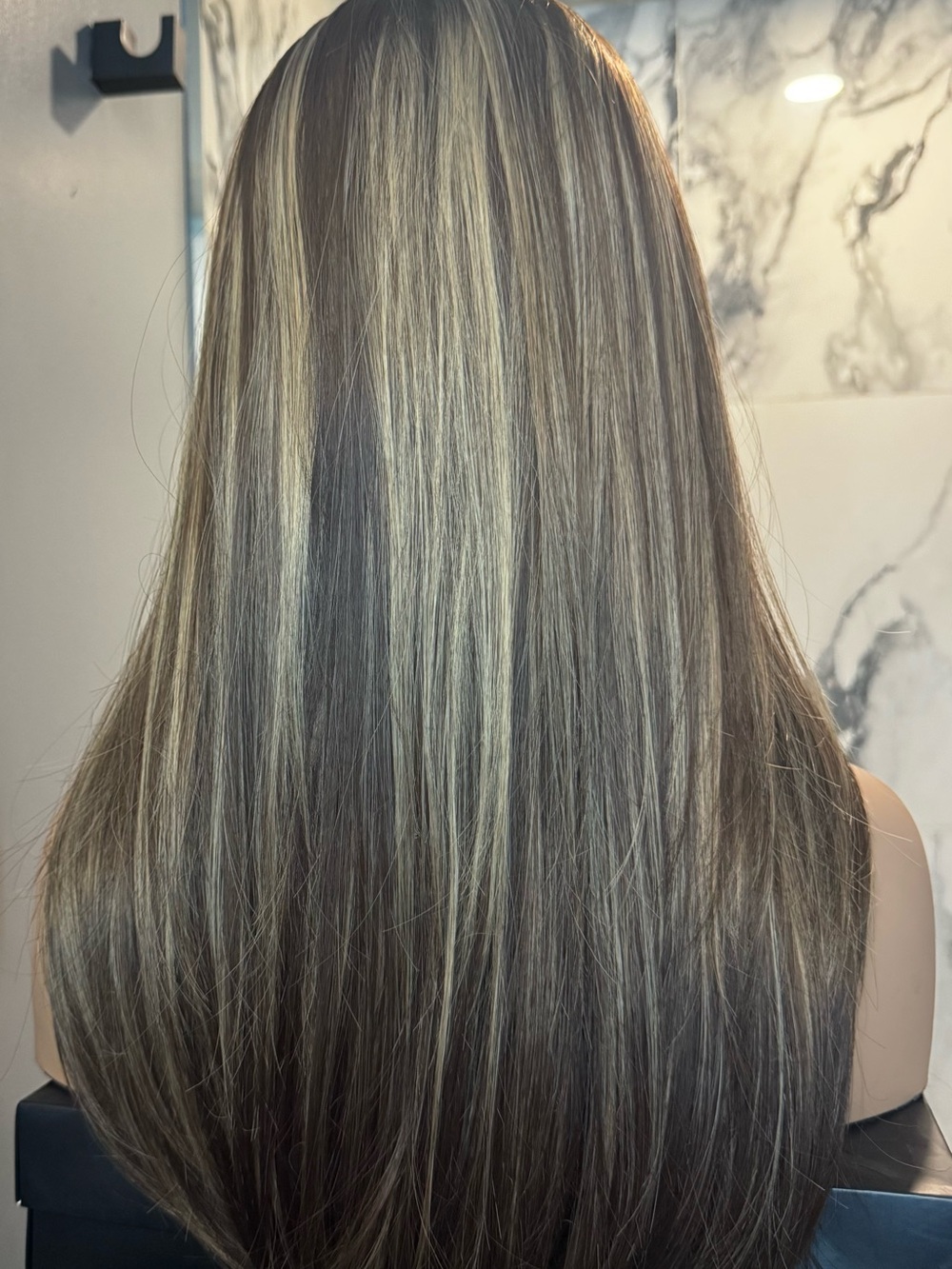 EllaRae “Roxy” medium brown with highlights basic cap - Picture 4 of 4